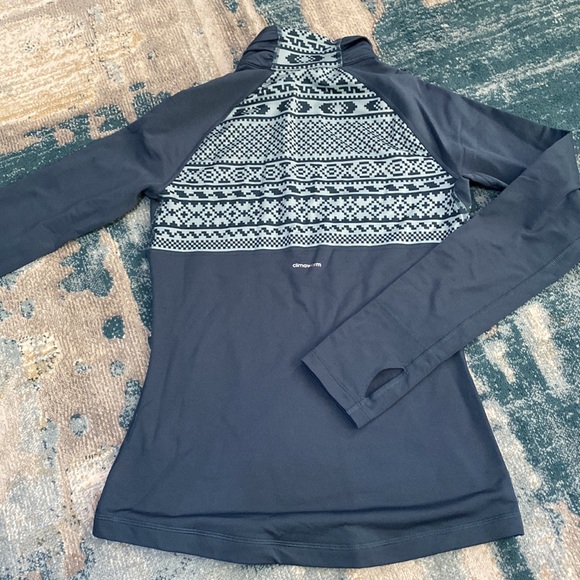 Adidas Half Zip Pull over - Picture 4 of 13